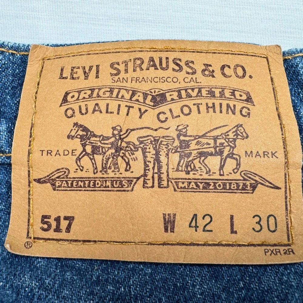 Vintage Levi's 517 Bootcut Jeans Made in USA 100% Cotton W42‎ L30